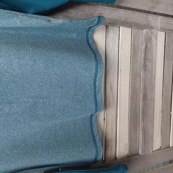 Boys' Wave Long Sleeve Rash Guard Swim Shirt | Art Class | M - Picture 4 of 9